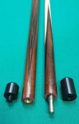 Кий «Каюков Мастер» Ипе/ черный граб, гравировка 